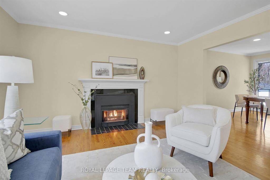 Alta Vista And Area, ON K1H 5T1,1781 Rhodes CRES