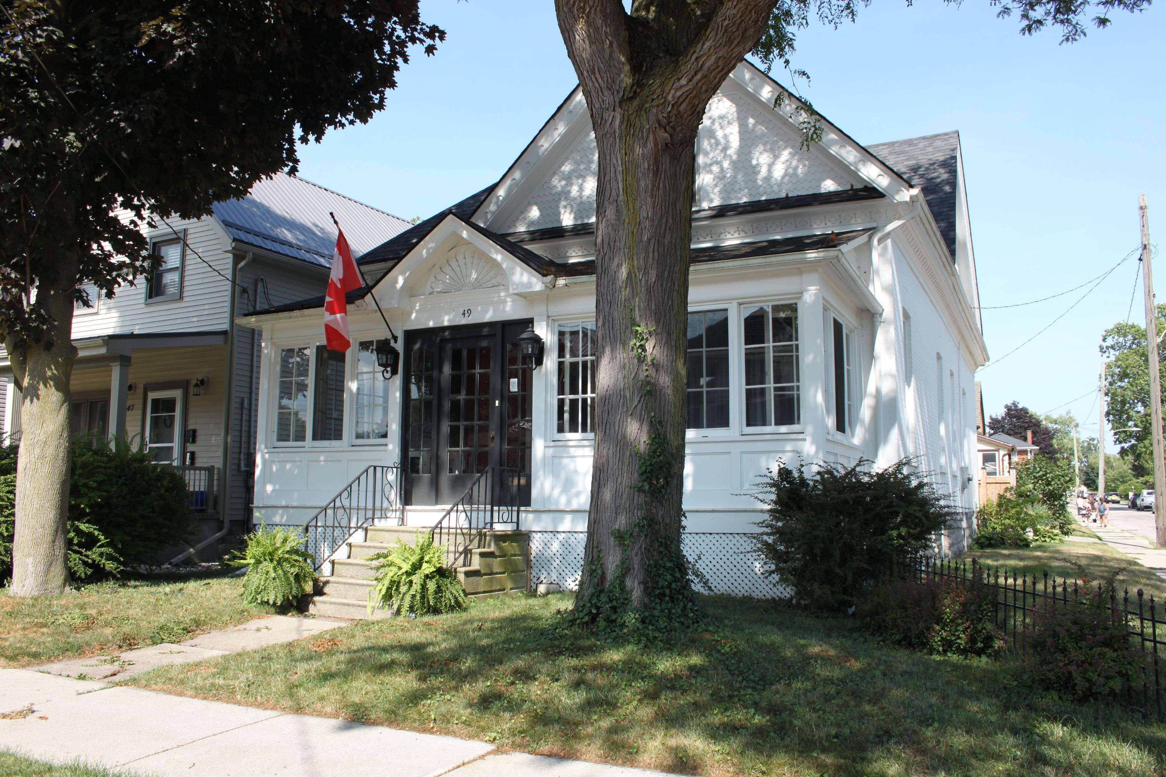 St. Thomas, ON N5R 3N8,49 Hincks ST