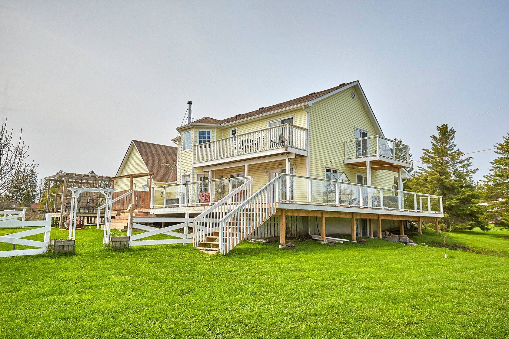 Amaranth, ON L9V 1P6,504224 89 HWY