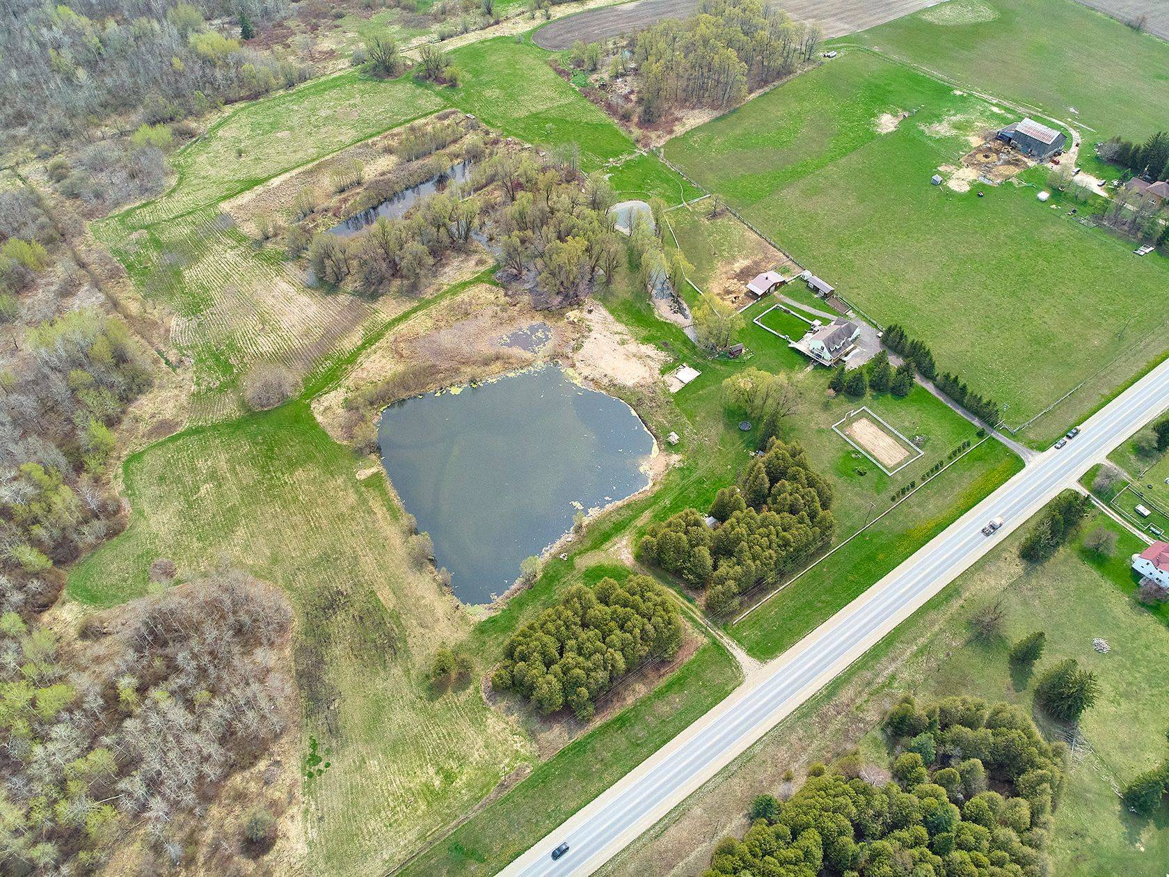 Amaranth, ON L9V 1P6,504224 89 HWY