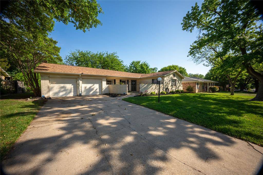 Fort Worth, TX 76133,6413 Wrigley Way
