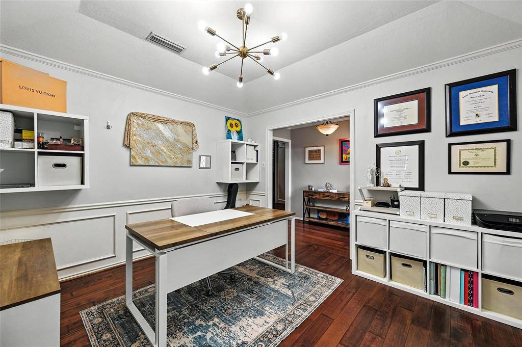 Dallas, TX 75248,6031 White Rose Trail
