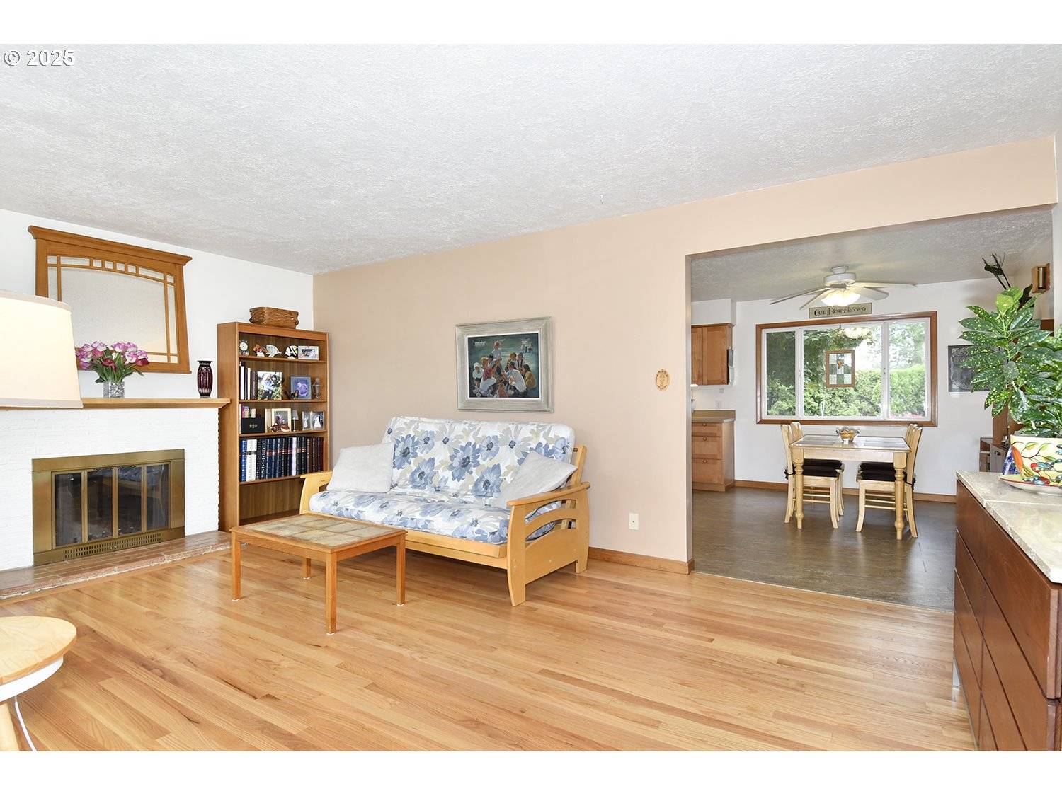 Portland, OR 97233,15833 SE GRANT ST