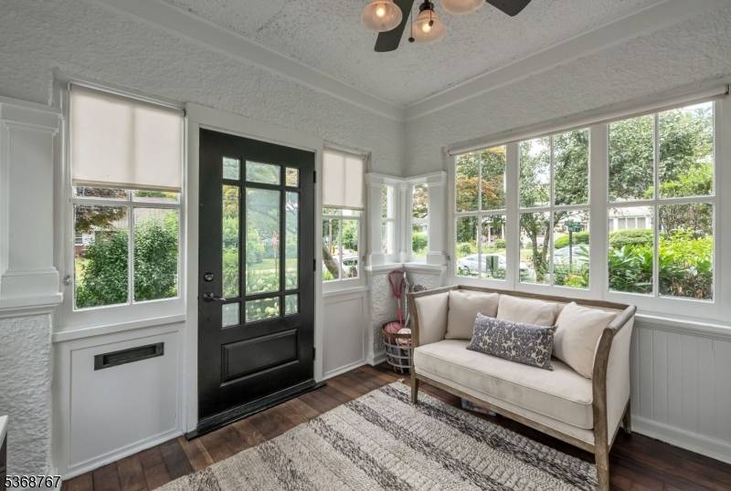 Ridgewood Village, NJ 07450,69 Ethelbert Pl