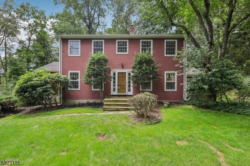 Mahwah Twp., NJ 07430,150 Deerfield Ter