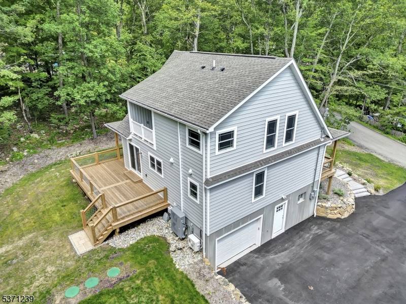 Vernon Twp., NJ 07422,305 Mountainside Dr