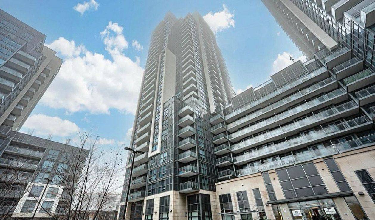 Toronto E09, ON M1G 0A9,20 Meadowglen PL #425