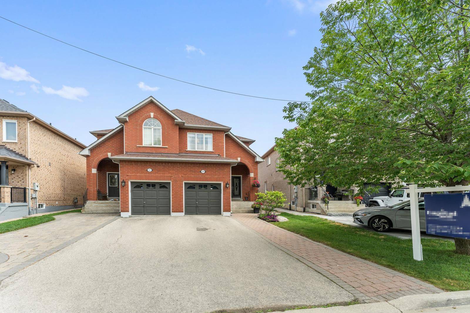 Vaughan, ON L4H 1X2,19 Sarno ST