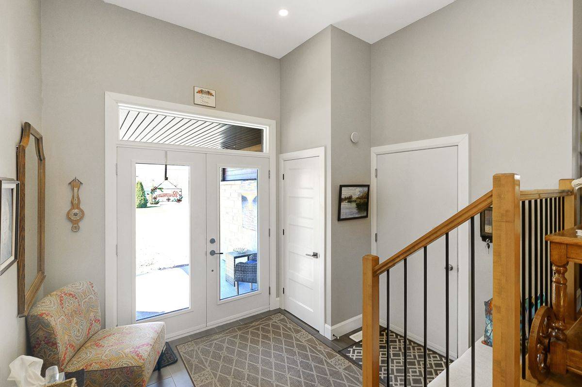 Orleans - Convent Glen And Area, ON K1W 1E5,2565 Page RD