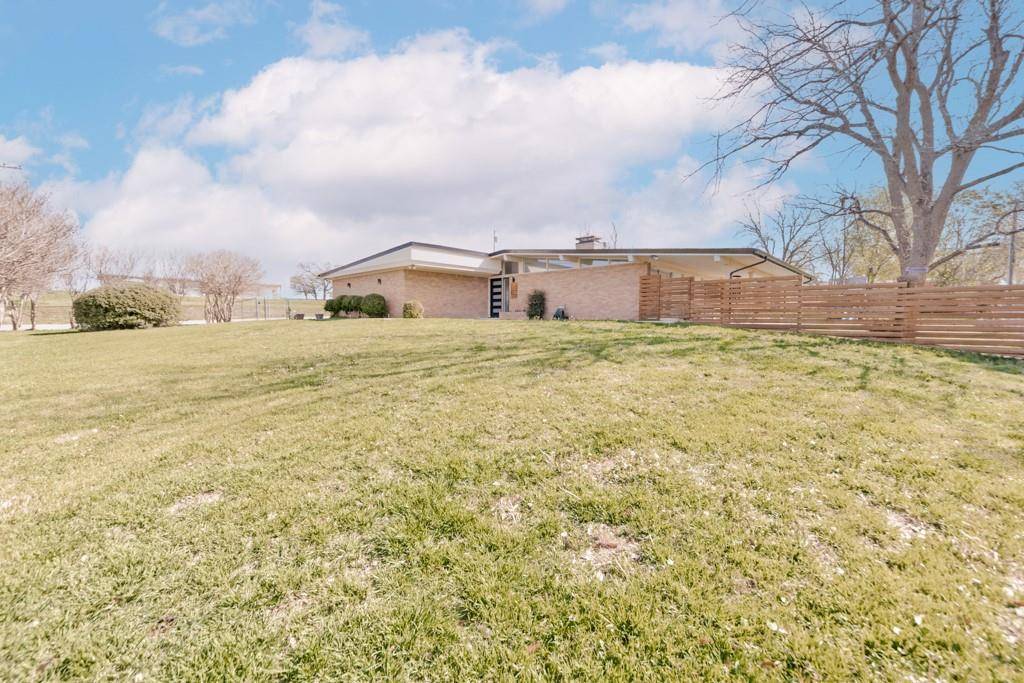 Bowie, TX 76230,1106 Garlington Street