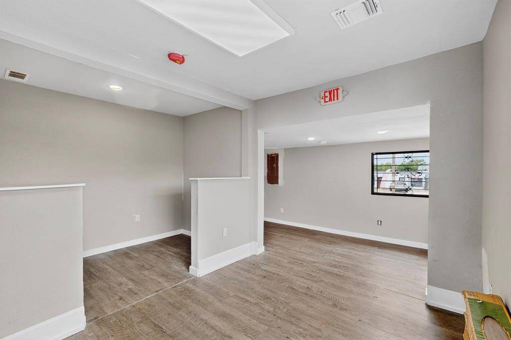 Dallas, TX 75216,3818 S Lancaster Road #100
