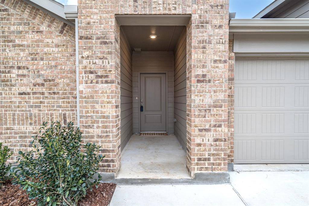 Fort Worth, TX 76131,325 Beekeeper Drive