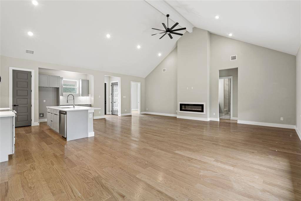 Whitney, TX 76692,23116 Greenbriar Drive