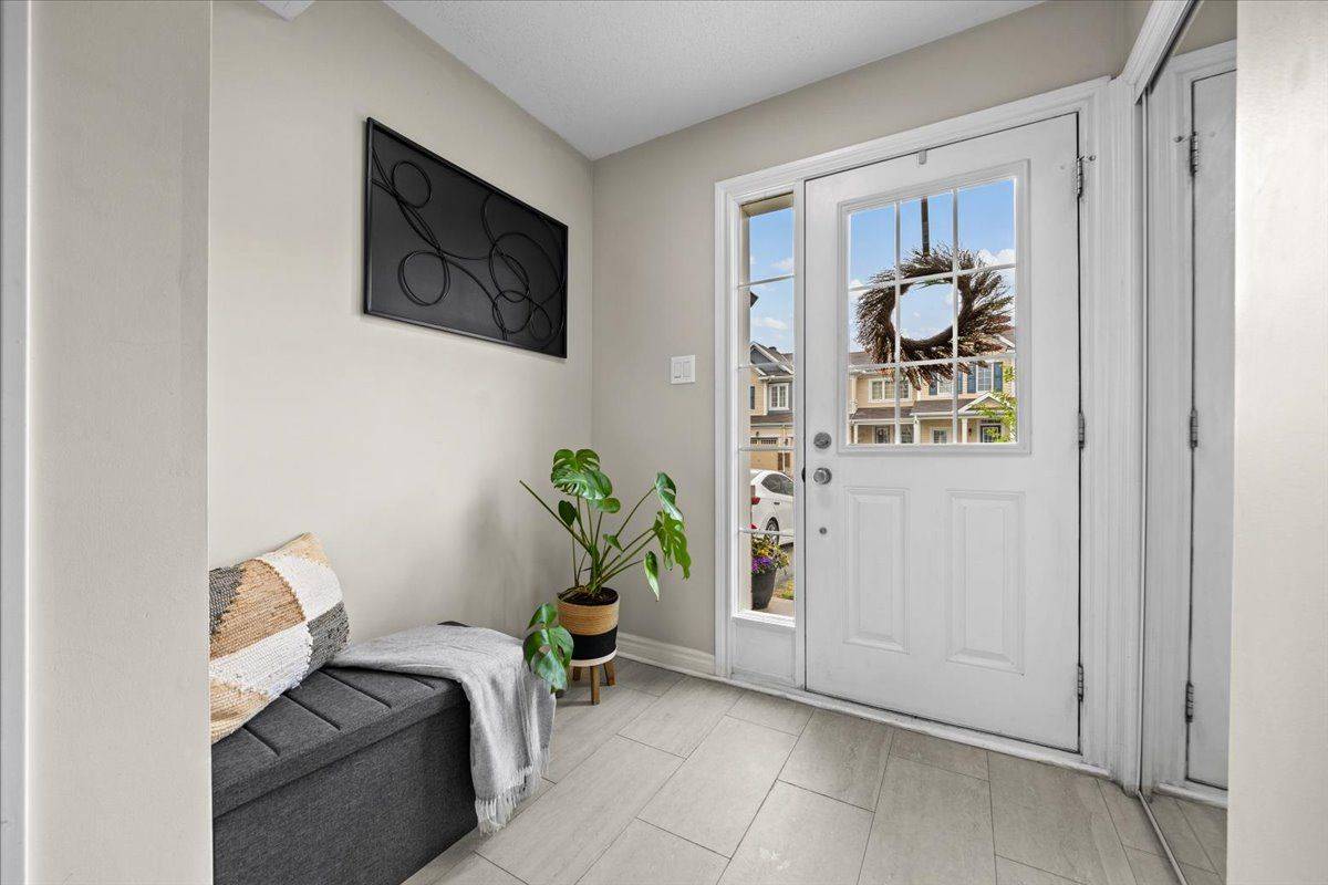 Stittsville - Munster - Richmond, ON K2S 0N8,240 Cayman RD
