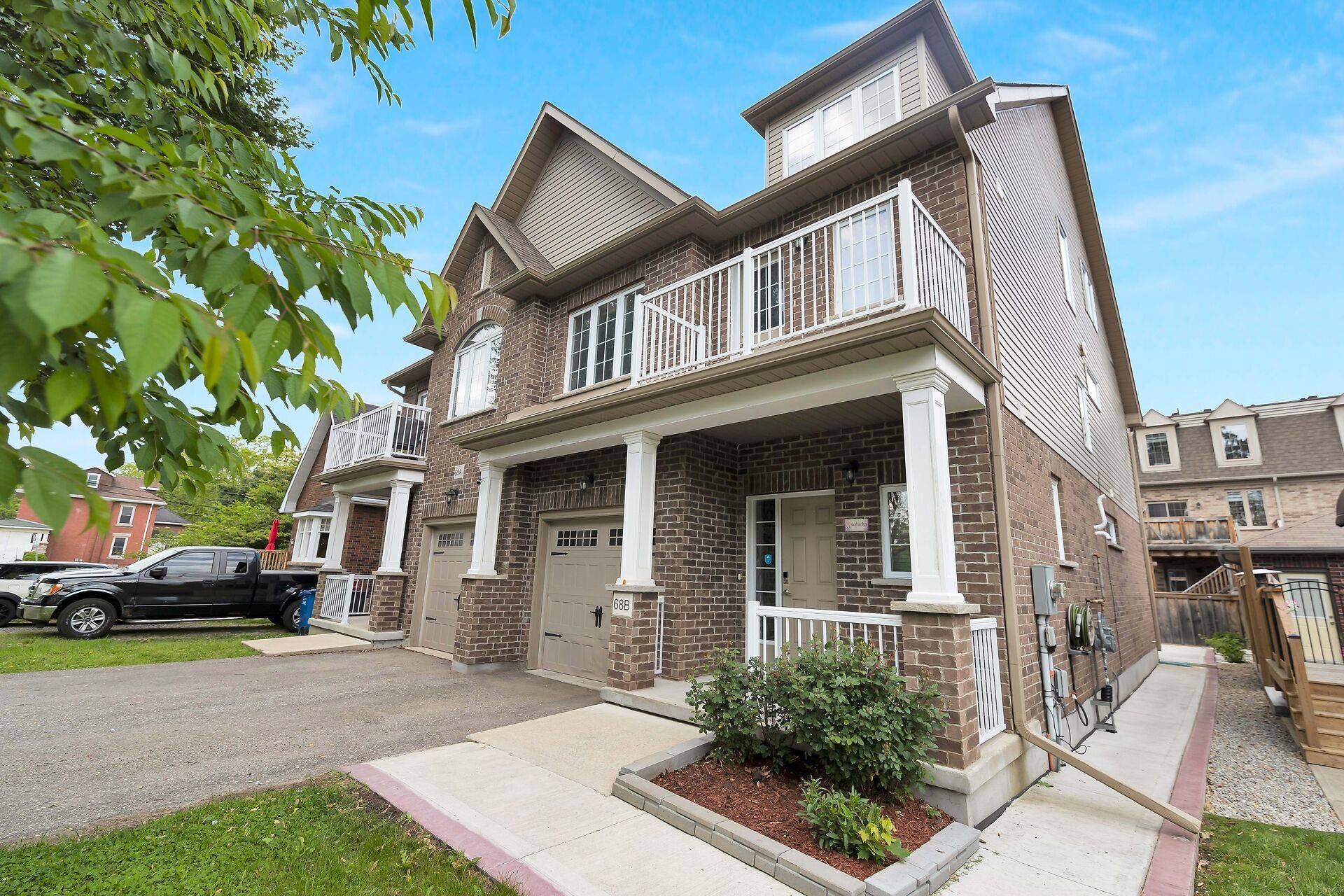 Guelph, ON N1E 3E6,68 York RD