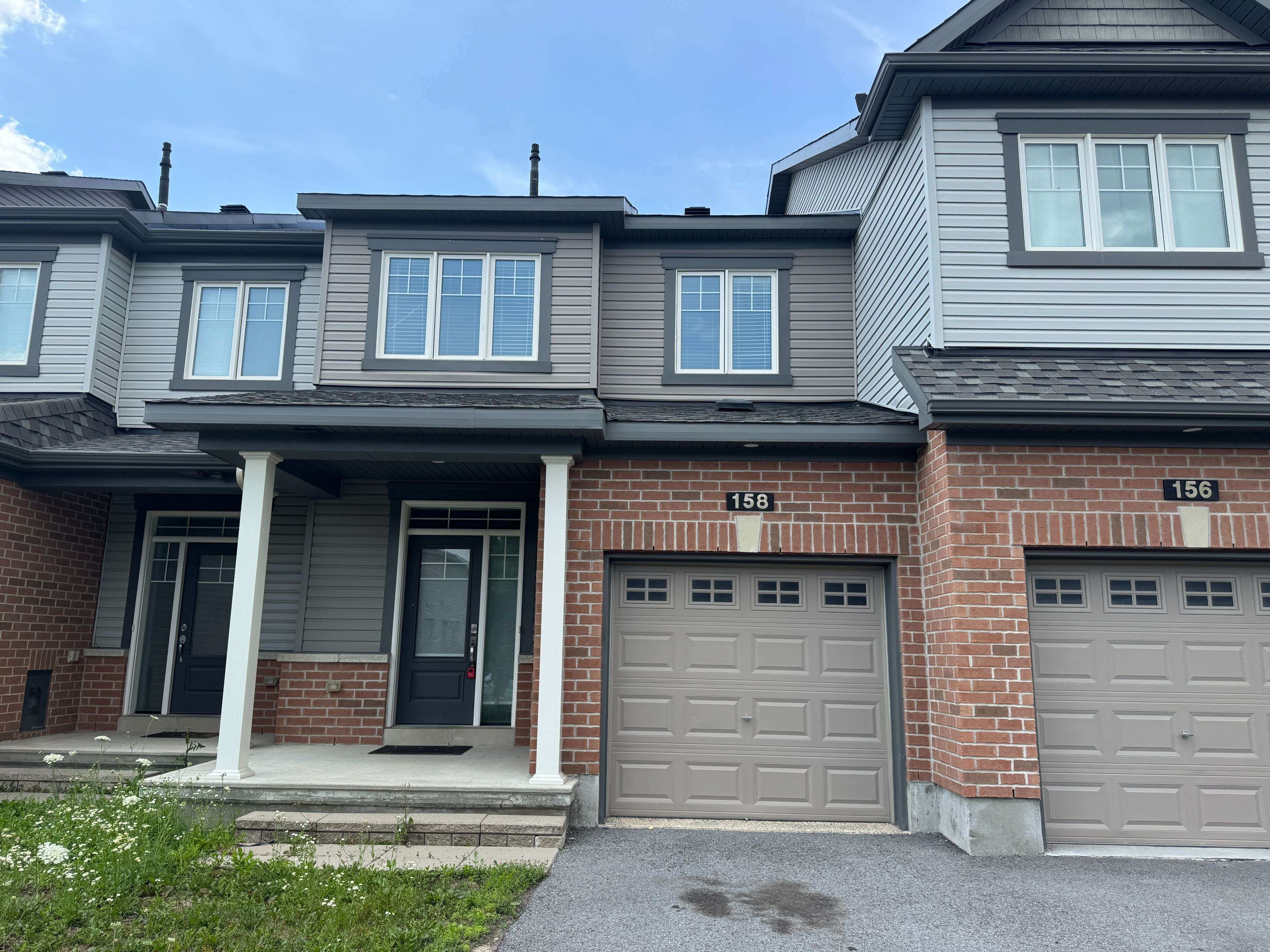 Stittsville - Munster - Richmond, ON K2S 2J6,158 Bandelier WAY