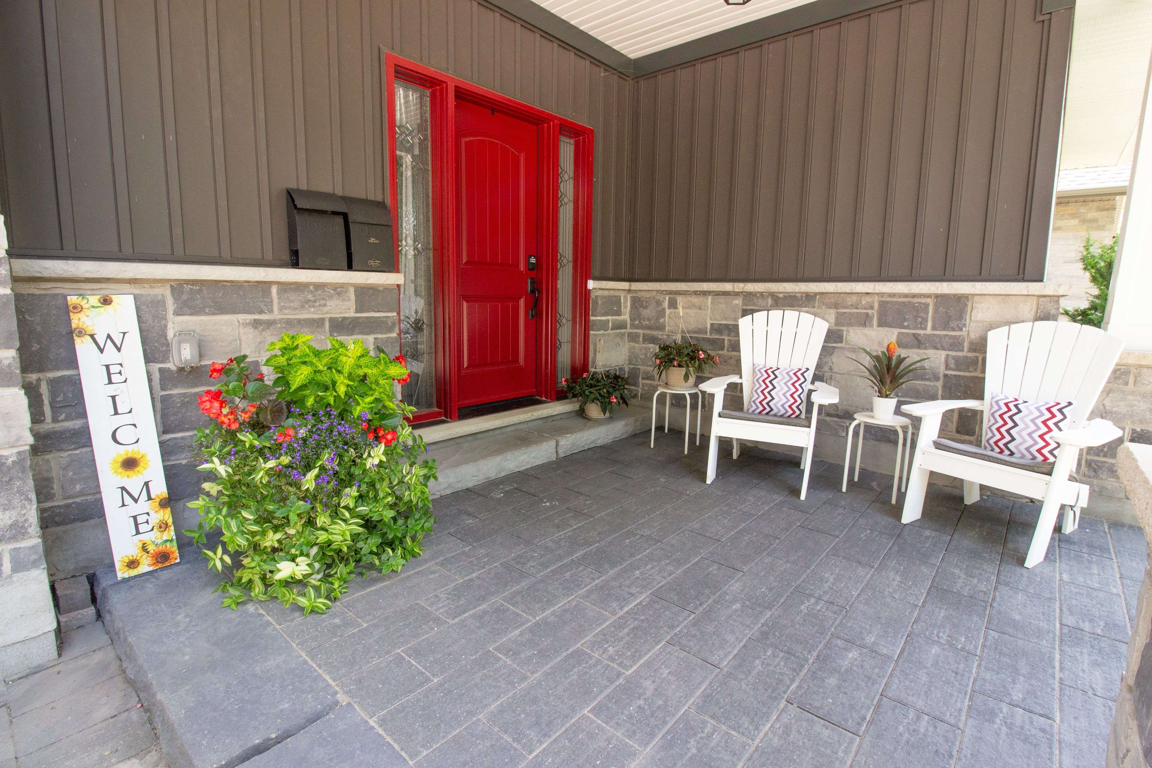 Centre Wellington, ON N1M 1N2,566 St. Patrick ST E