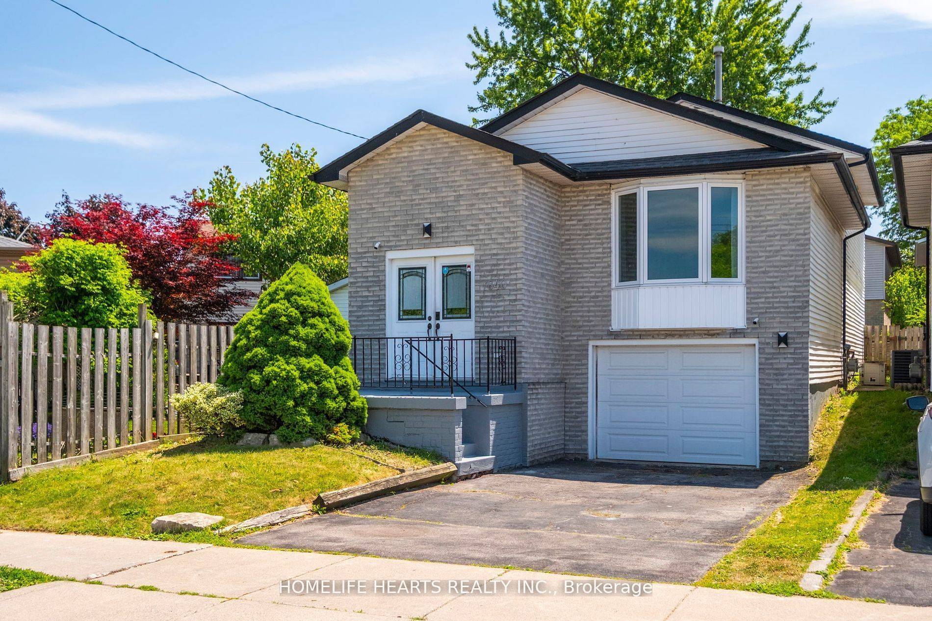 Hamilton, ON L8W 1A8,840 Stone Church RD E