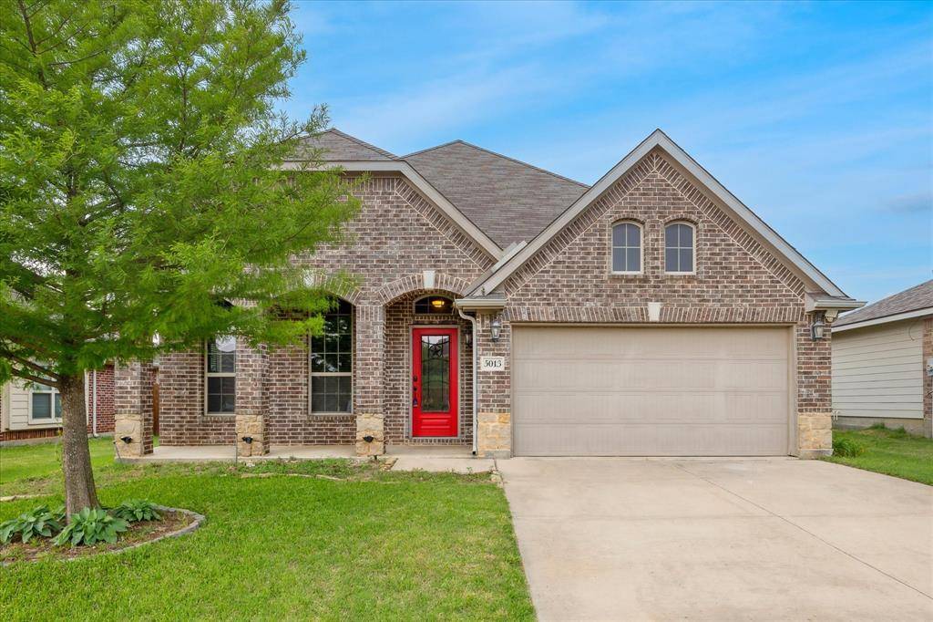 Krum, TX 76249,5013 SPRUCE