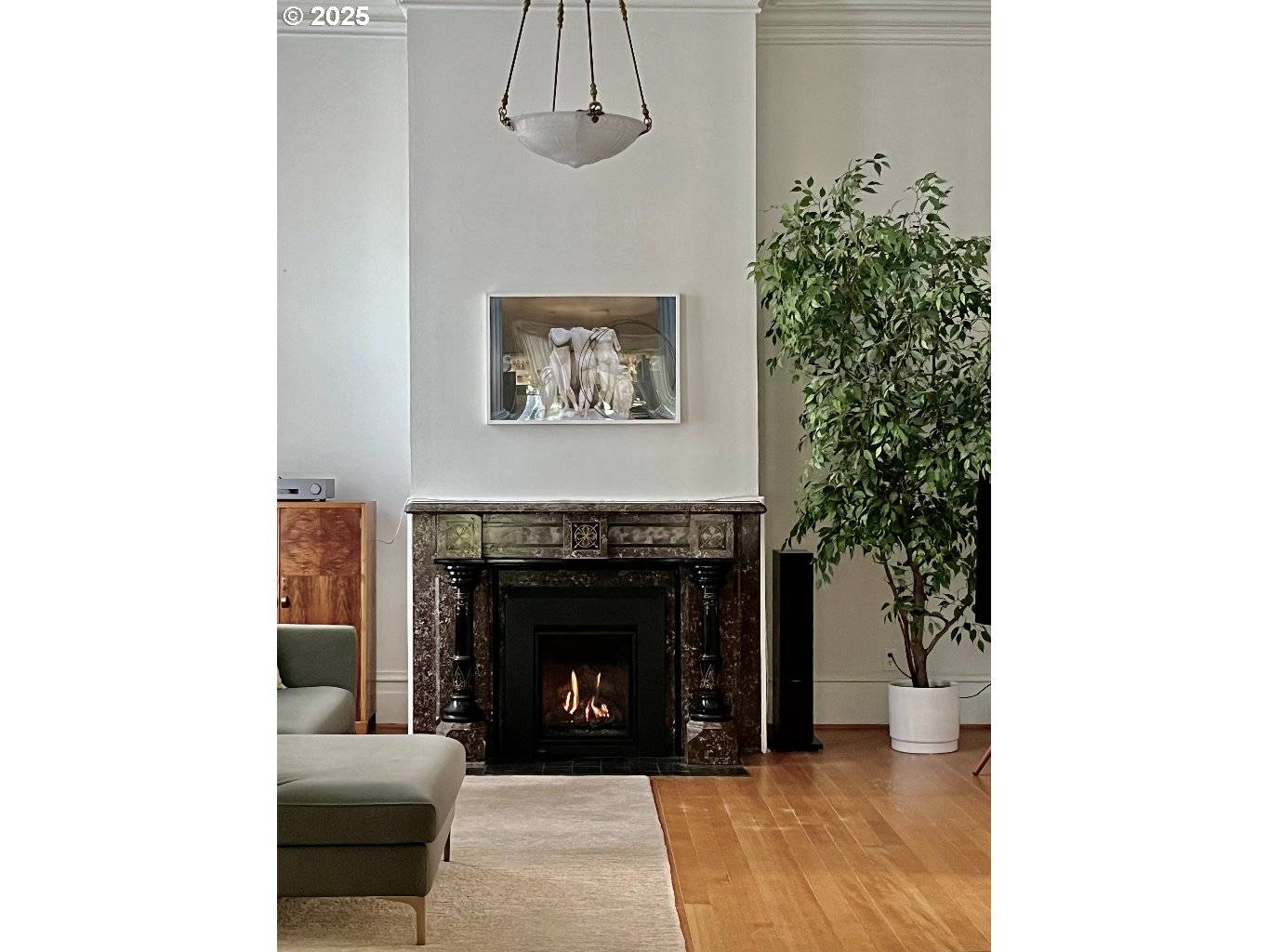 Portland, OR 97210,2134 NW HOYT ST