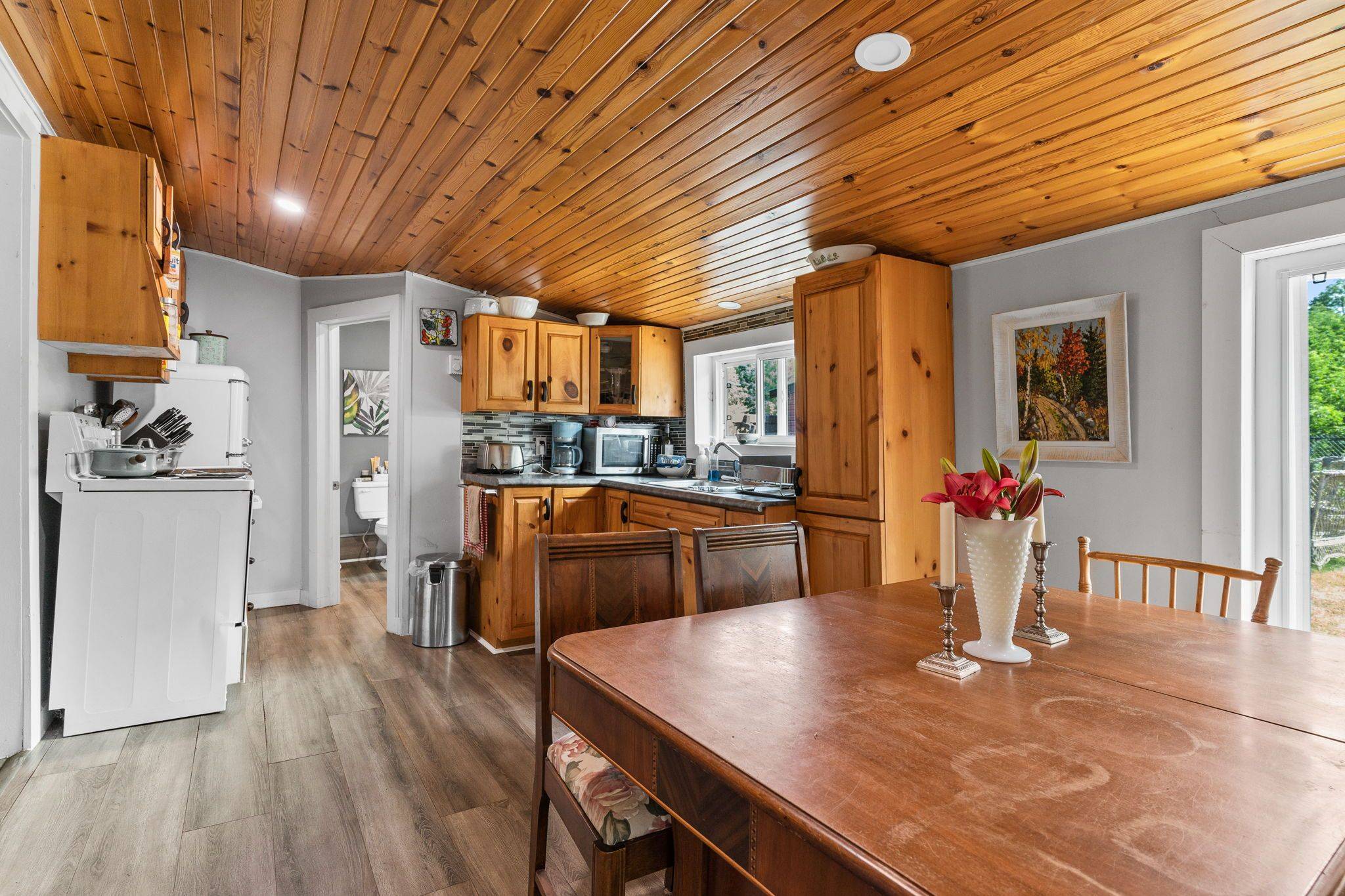 Minden Hills, ON K0M 2K0,322 Bobcaygeon RD