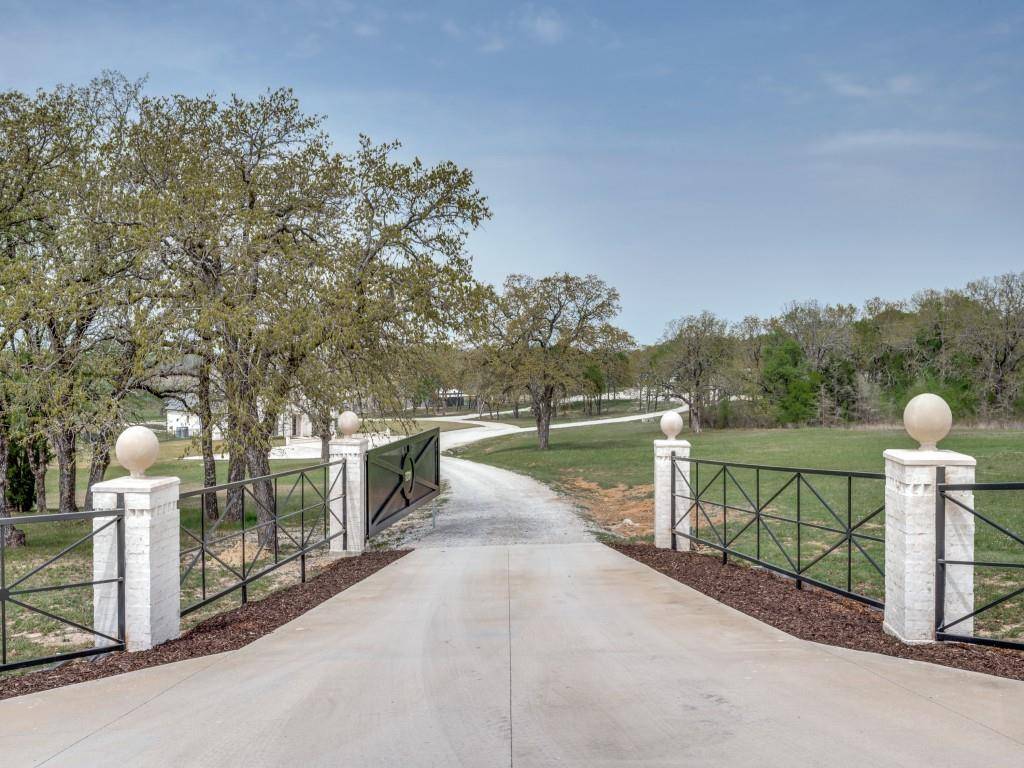 Decatur, TX 76234,361 Private Road 3248