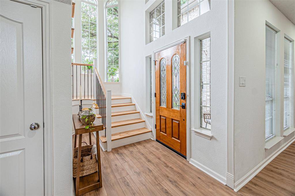 Plano, TX 75025,1701 Simsbury Drive