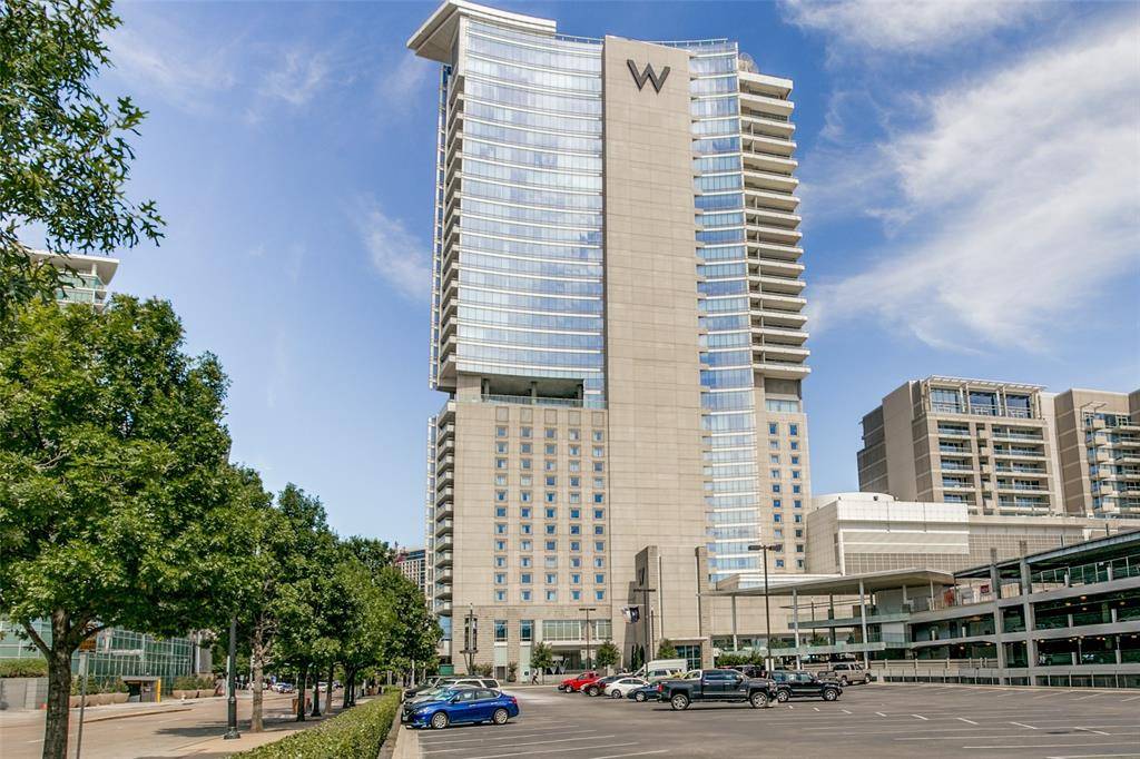 Dallas, TX 75219,2408 Victory Park Lane #939