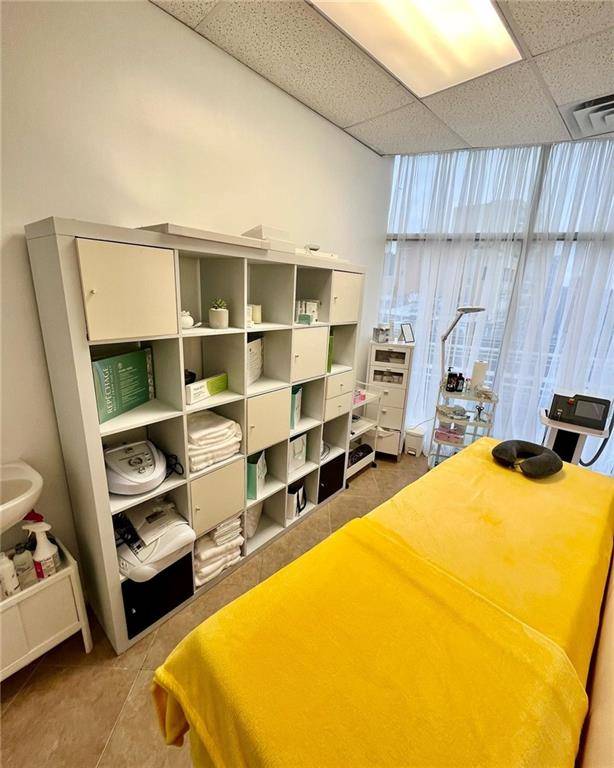 Brooklyn, NY 11135,128 Brighton Beach AVE #305