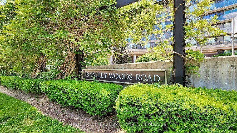 Toronto C13, ON M3A 0A1,18 Valley Woods RD #Ph311