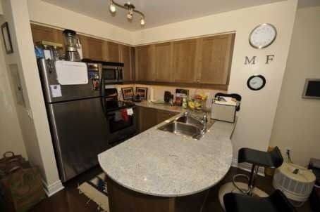 Toronto C01, ON M5G 2R3,763 Bay ST #3810