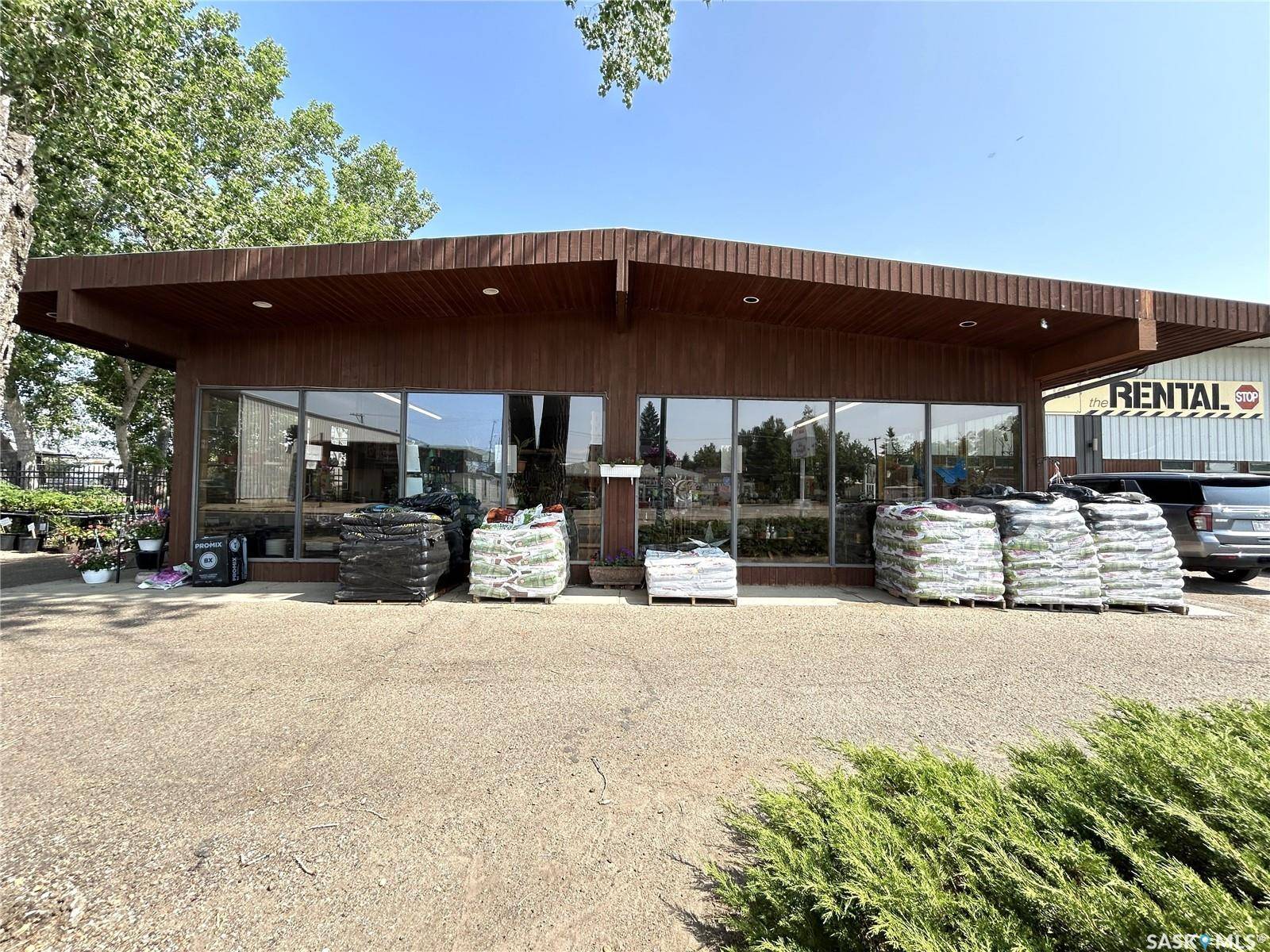 Maple Creek, SK S0N 1N0,742 A Pacific AVENUE