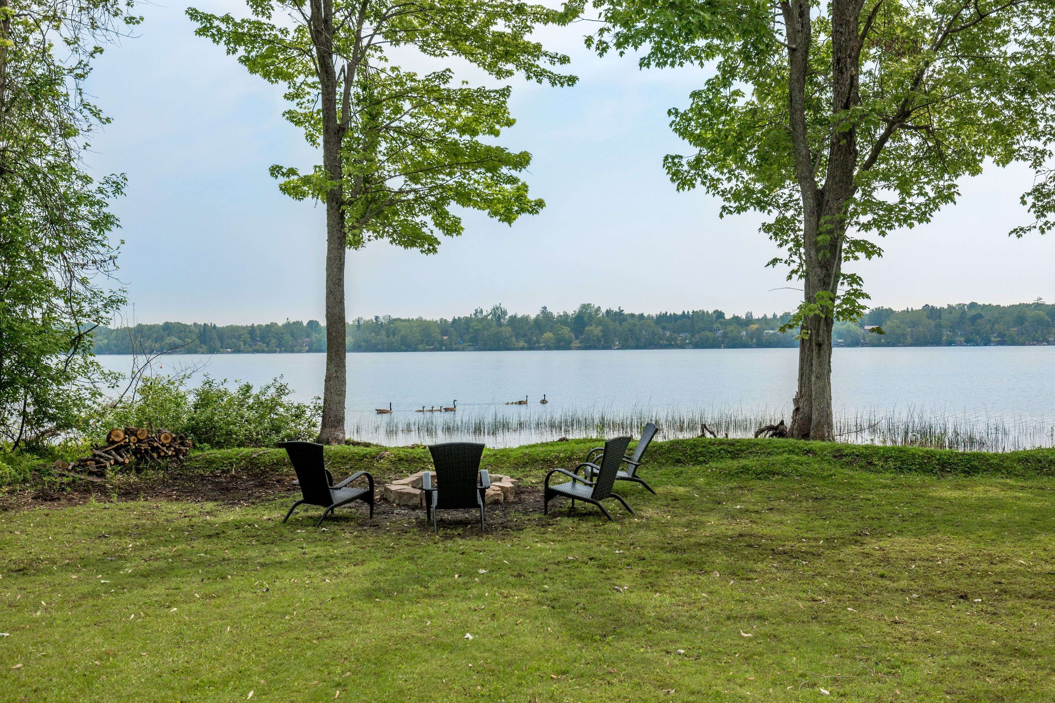 Kawartha Lakes, ON L0L 1K0,28 Park LN