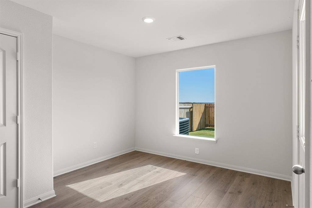 Cresson, TX 76035,13404 Gitty Up Circle