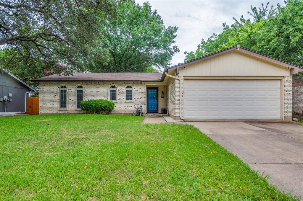 Arlington, TX 76015,1004 Fairfax Court