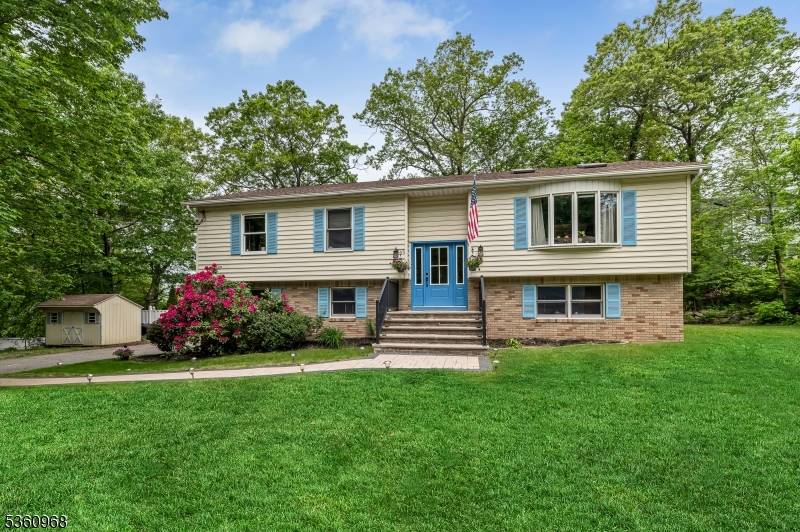 West Milford Twp., NJ 07421,147 Papscoe Rd