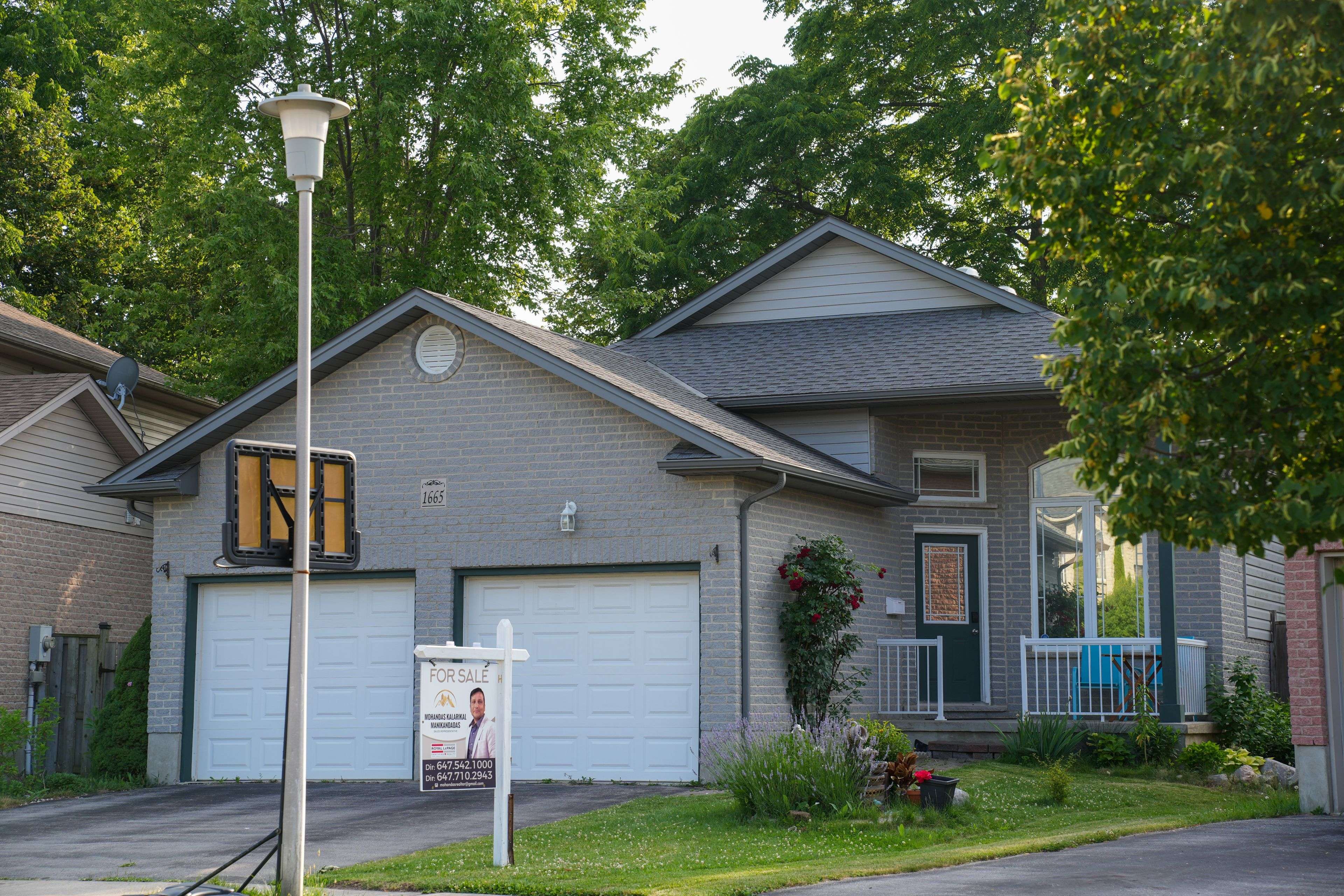 London North, ON N6G 5P2,1665 Healy RD