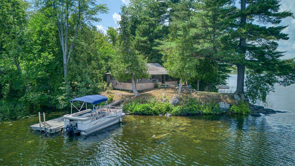 Frontenac, ON K0H 2P0,C Island N/A