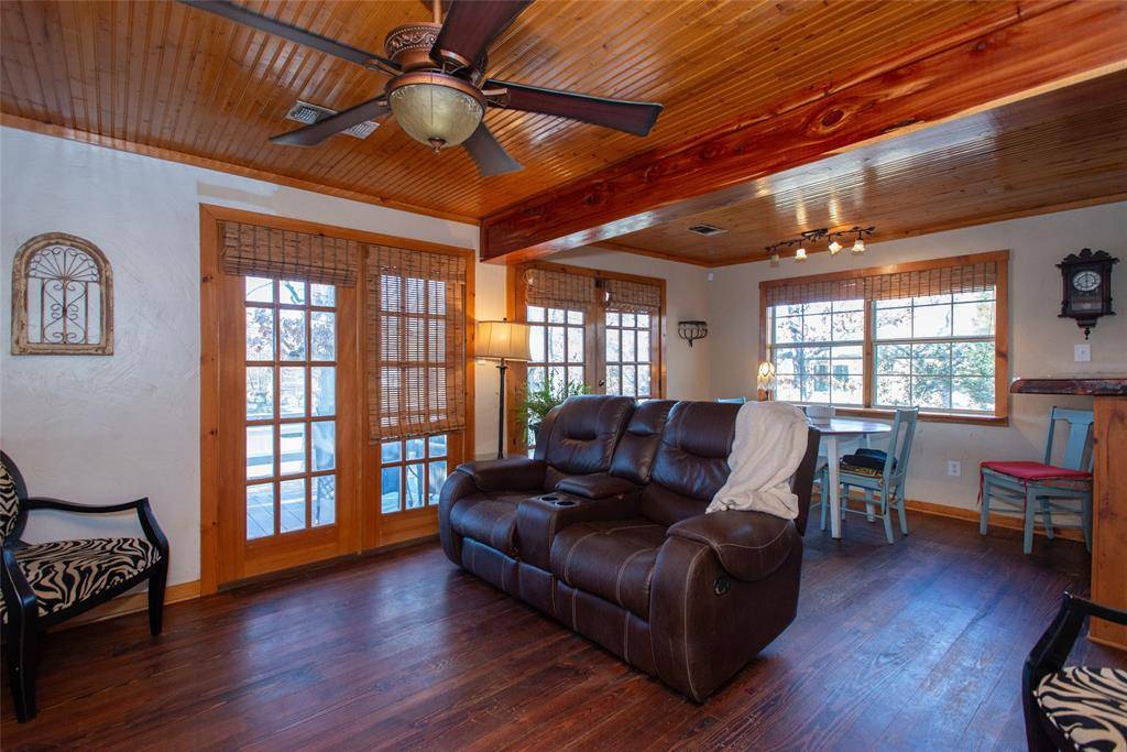 Malakoff, TX 75148,5650 Point LaVista