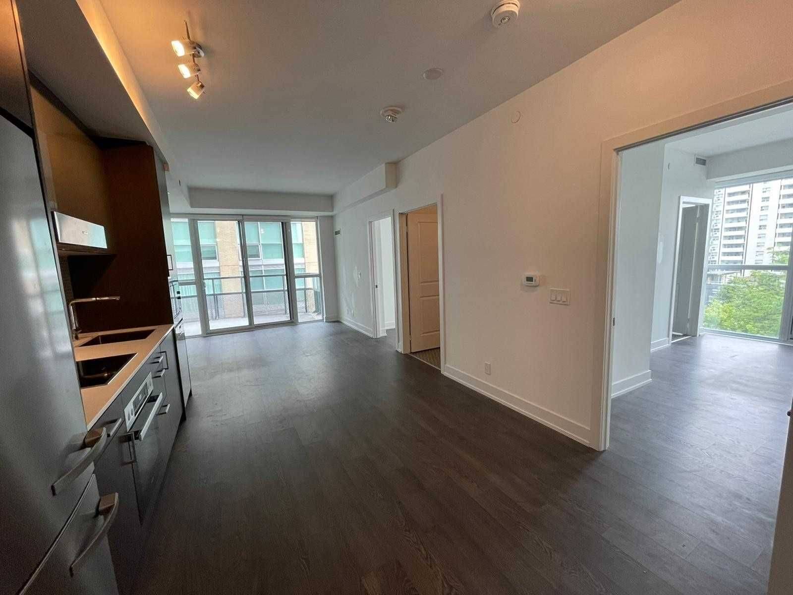 Toronto C10, ON M4S 2H7,11 Lillian ST #509