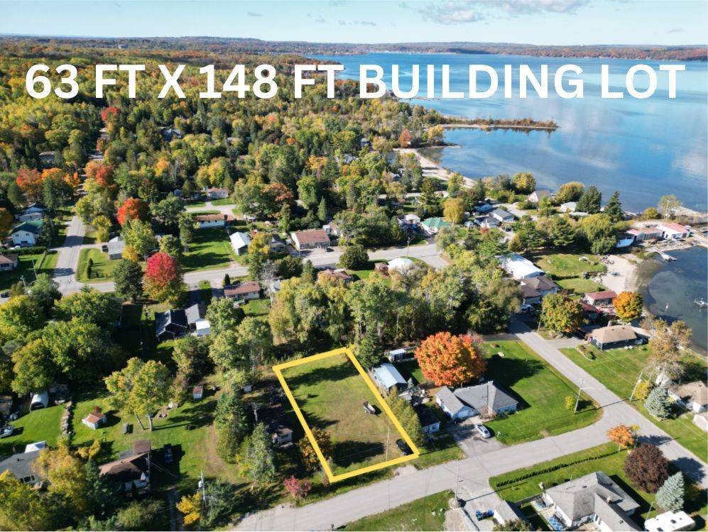 Tay, ON L0K 1R0,136 Limestone RD