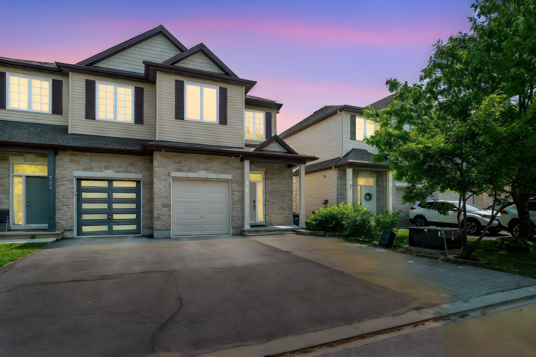 Barrhaven, ON K2J 0P2,279 HARTHILL WAY