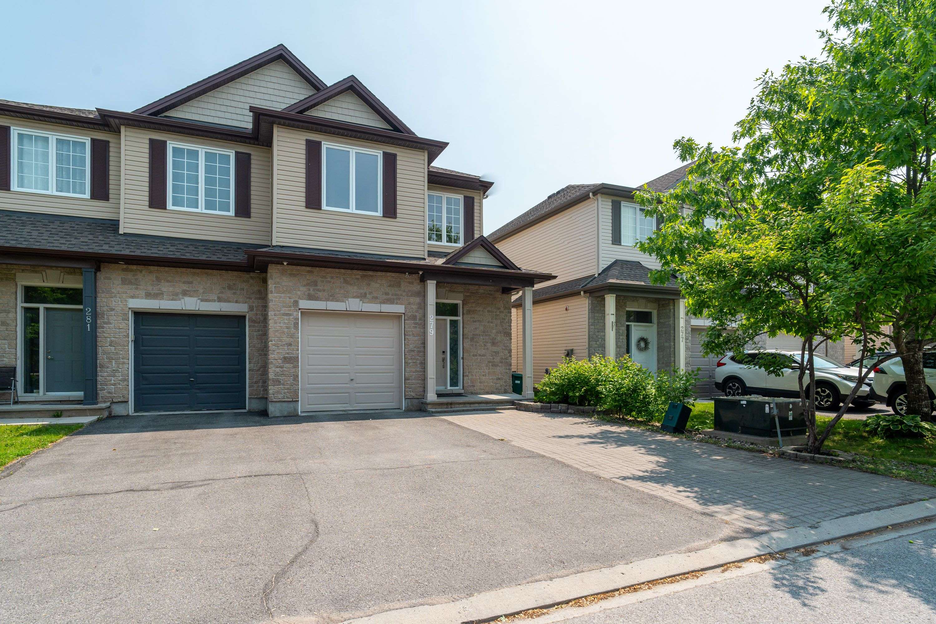 Barrhaven, ON K2J 0P2,279 HARTHILL WAY
