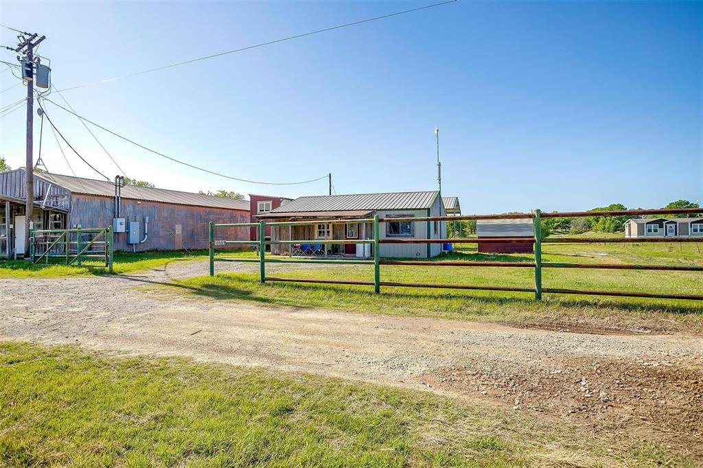 Weatherford, TX 76088,10669 Mineral Wells Highway