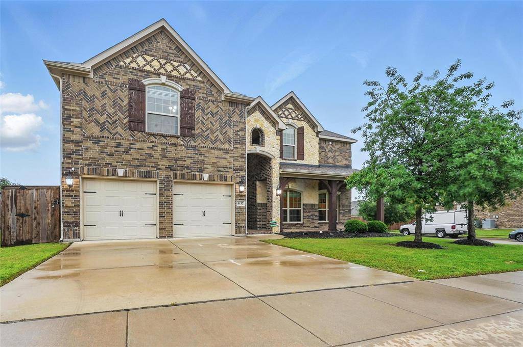 Fort Worth, TX 76179,6132 Falls Lake Road