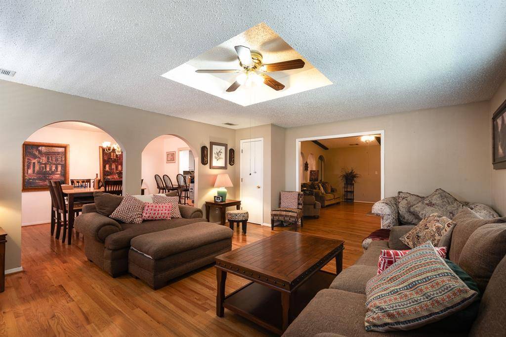 Dallas, TX 75232,1315 Aldenwood Drive