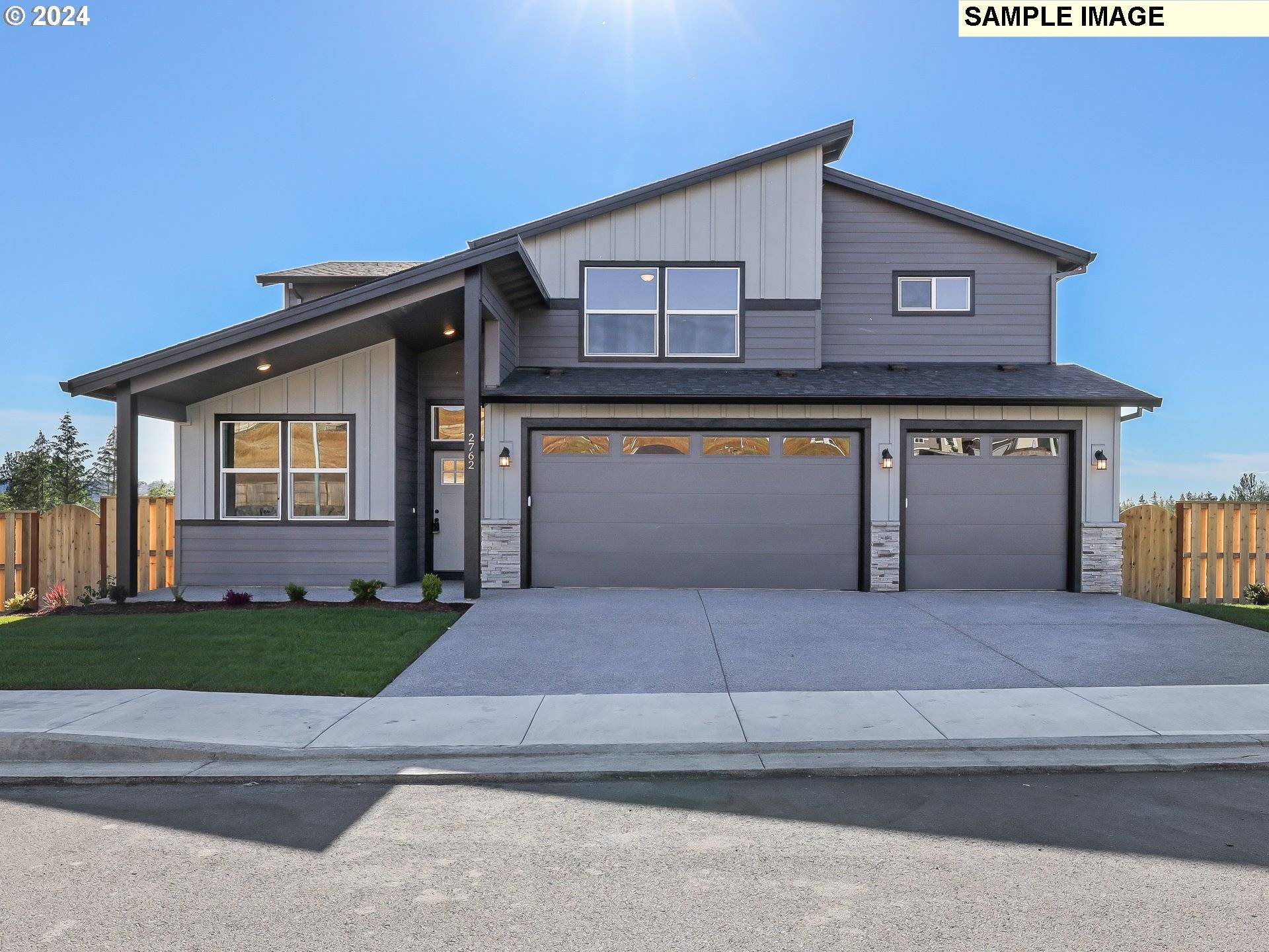 La Center, WA 98629,2203 E BADGER WAY #38