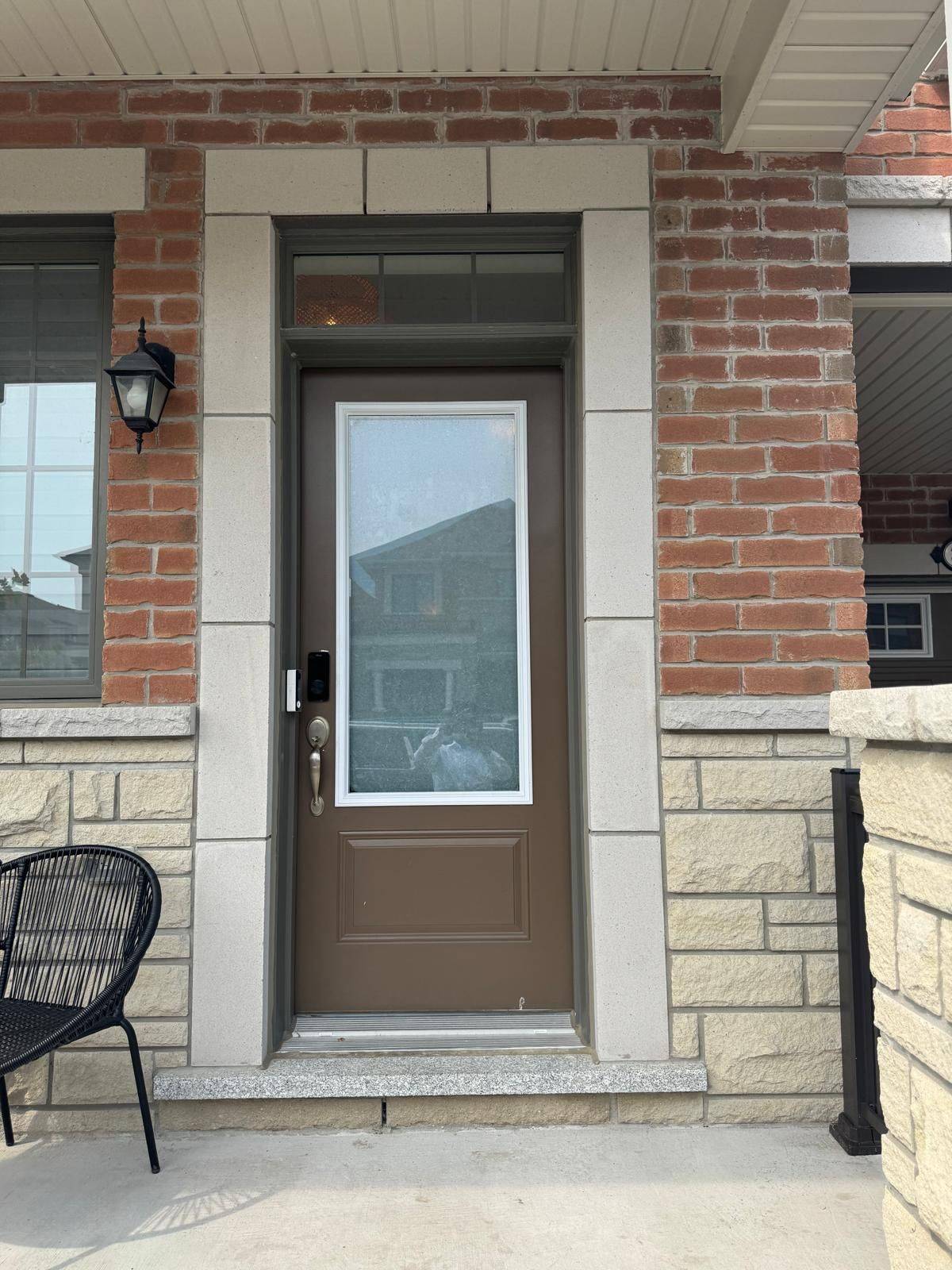 Whitby, ON L1P 0M1,37 Broden CRES