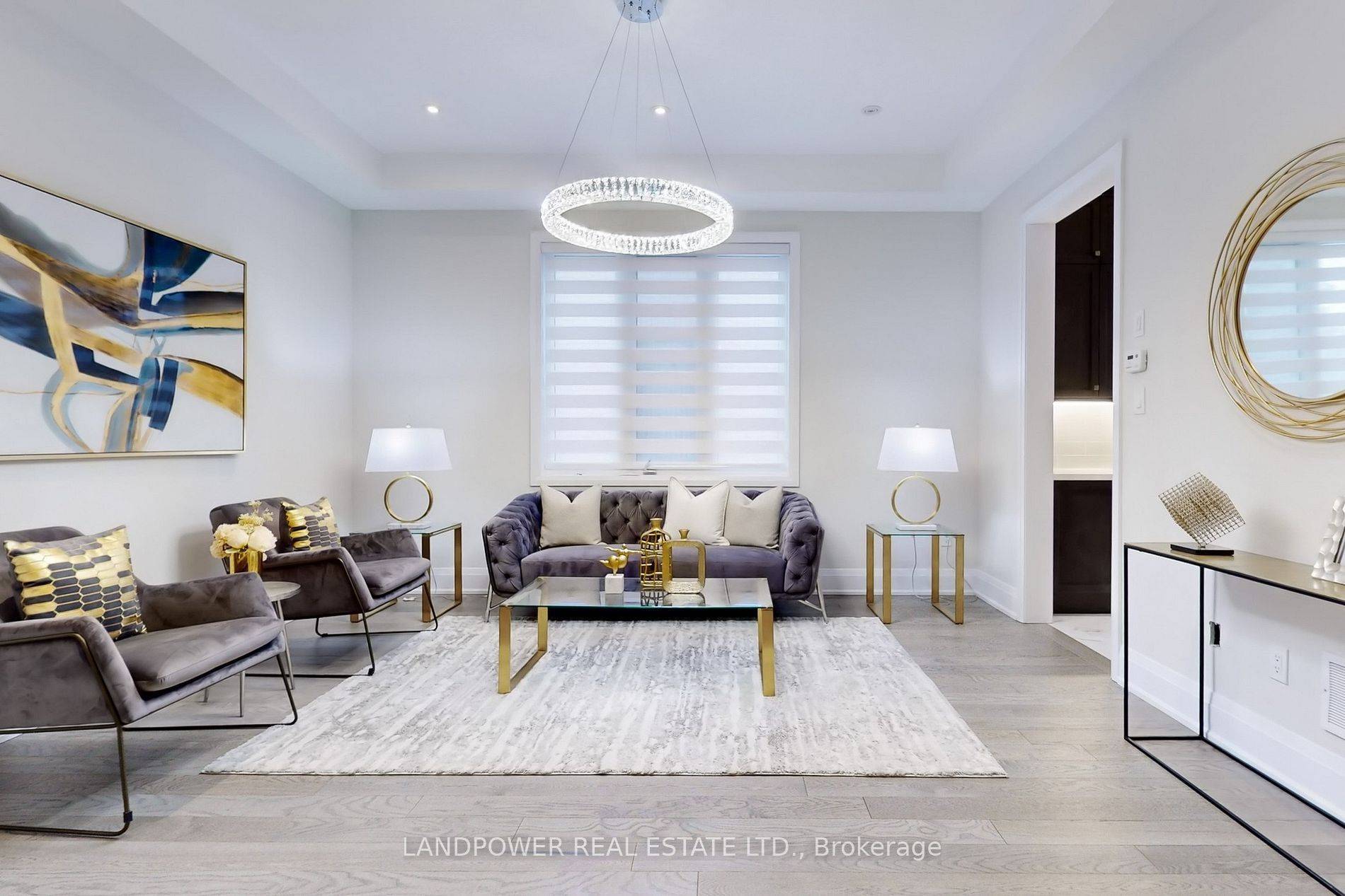 Aurora, ON L4G 3W8,52 Klees CRES