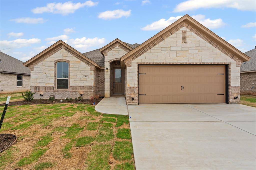 Springtown, TX 76082,704 Jameson